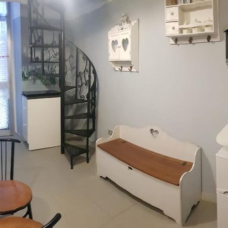 トリノLa Casa Di Sophieアパートメント エクステリア 写真